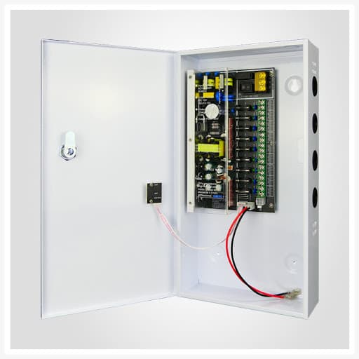 Захранващ блок 12V/8A 8 изхода UPS функция метална кутия