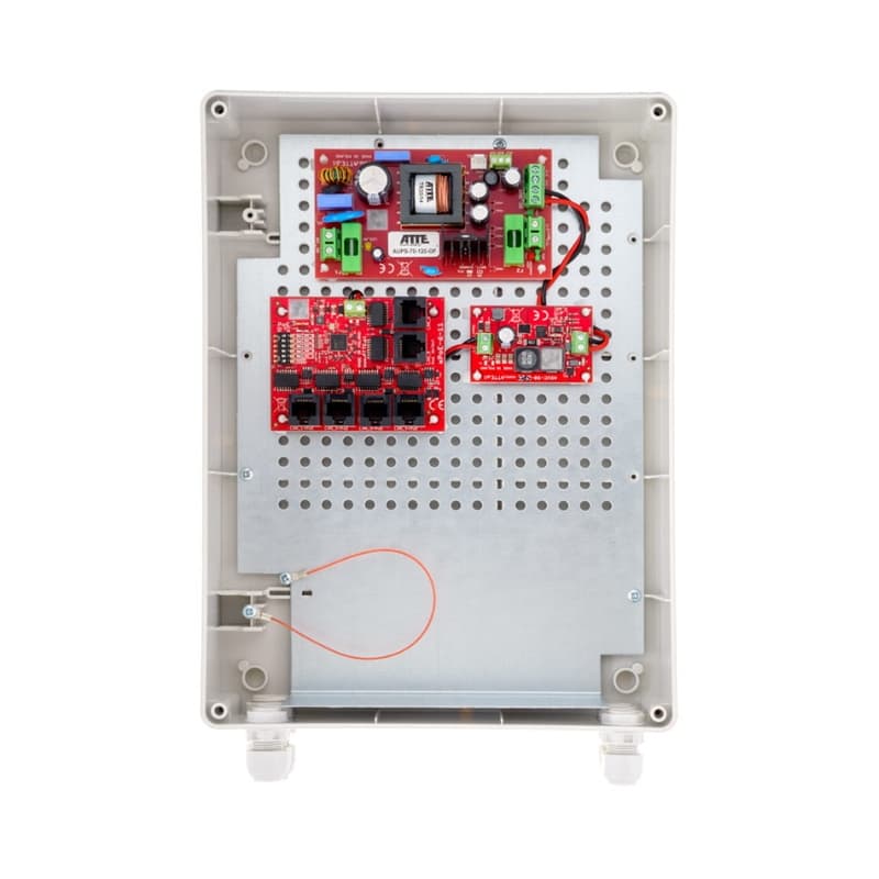 Комплект суич 5 PoE ports, 1 UpLink port и захранване с UPS функция 12V / 7Ah